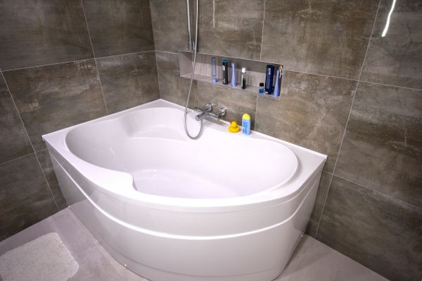 Large Bathtub Installation in Mishawaka