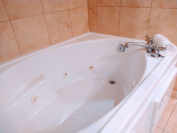 Acrylic Tub Installation in Mishawaka